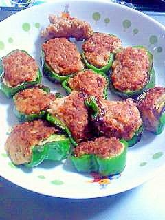 節約 簡単 一口サイズ ピーマンの肉詰め レシピ 作り方 By Pちゃんぱん 楽天レシピ