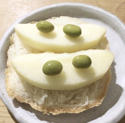 りんご金時豆♪国産チーズピザトースト❤