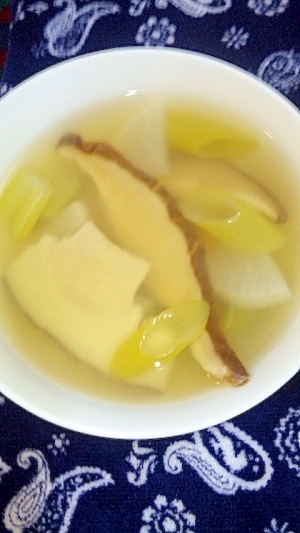 干し椎茸の食べるスープ