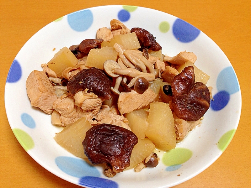 大根と鶏胸肉の煮物(´･Д･)」