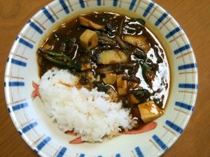 モロヘイヤと豆腐のカレー