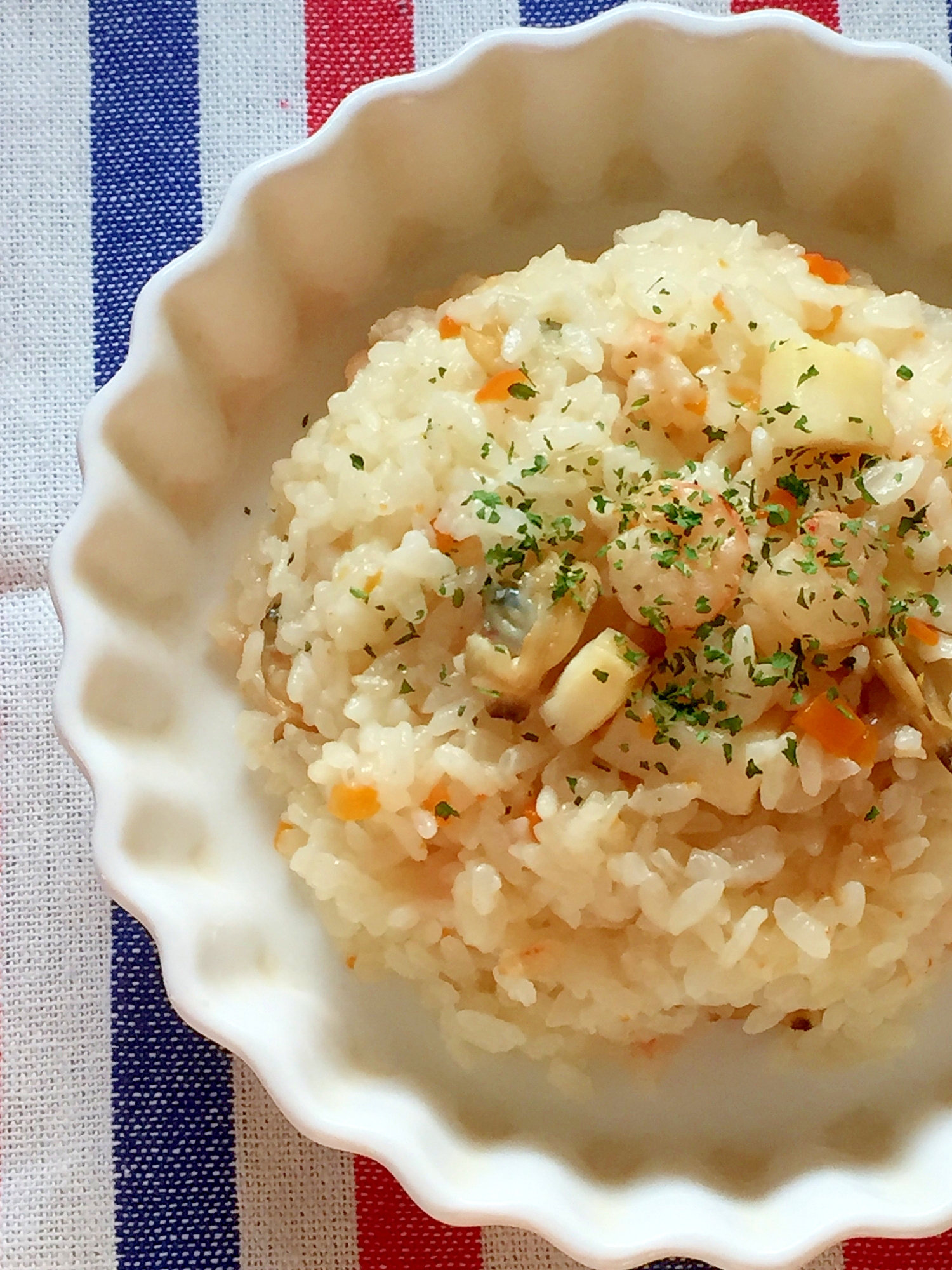 炊飯器にお任せ♫お手軽シーフードピラフ