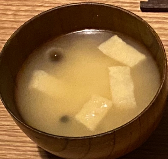 しめじと油揚げの味噌汁