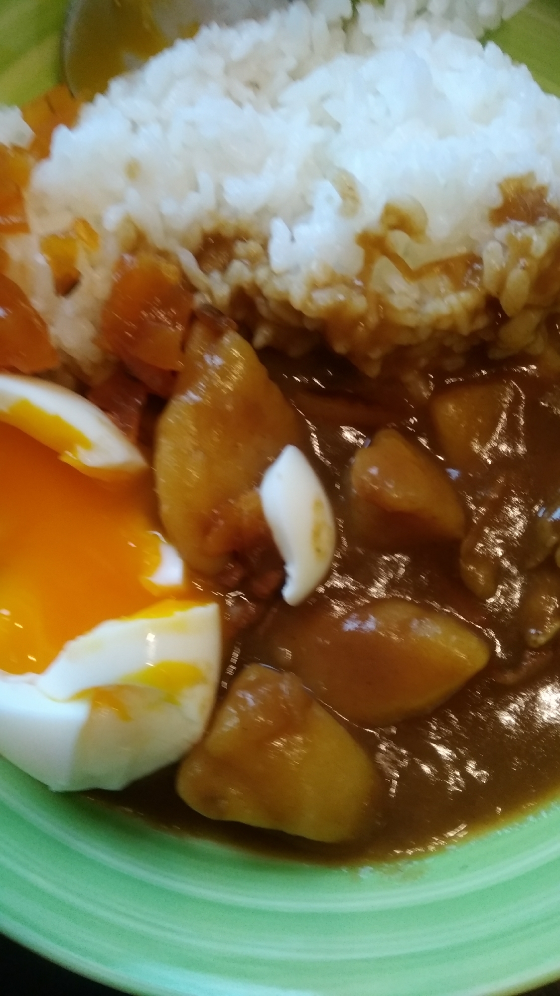 半熟たまごカレー