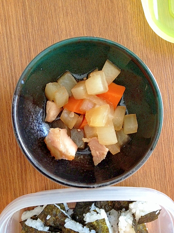 離乳食☆野菜と鶏肉の煮物