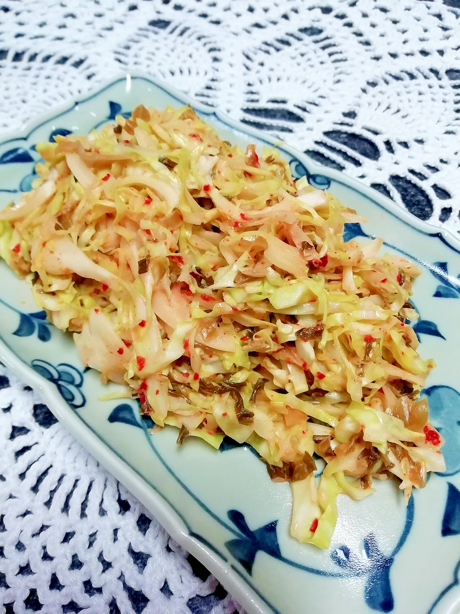 【レンチン料理】キャベツと高菜のマヨ唐辛子サラダ