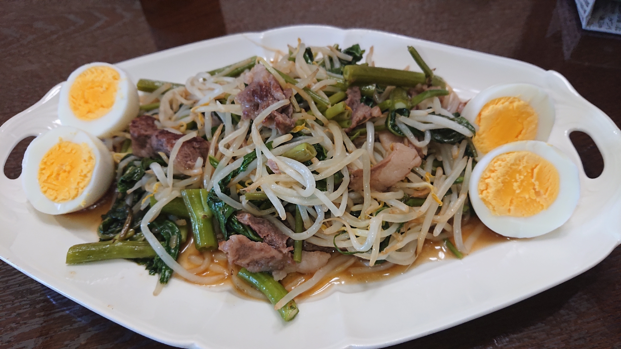 黒豆もやしと空心菜と牛肉炒め