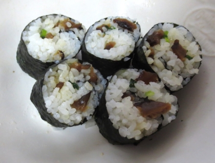 残った炒飯、炊き込みごはんの簡単海苔巻き