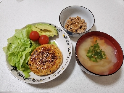 豚挽肉がなくて鶏挽肉で作りましたが、とっても美味しかったです。