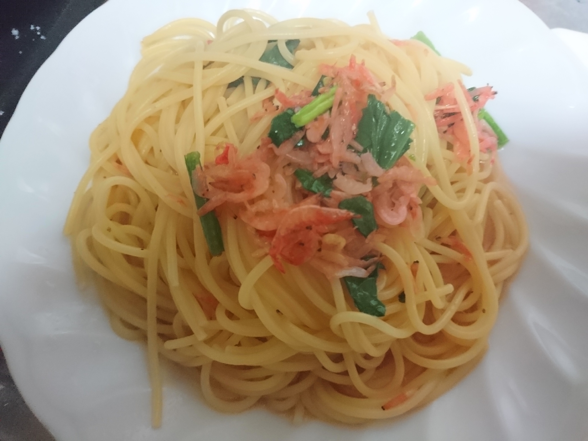 桜エビとほうれん草のパスタ