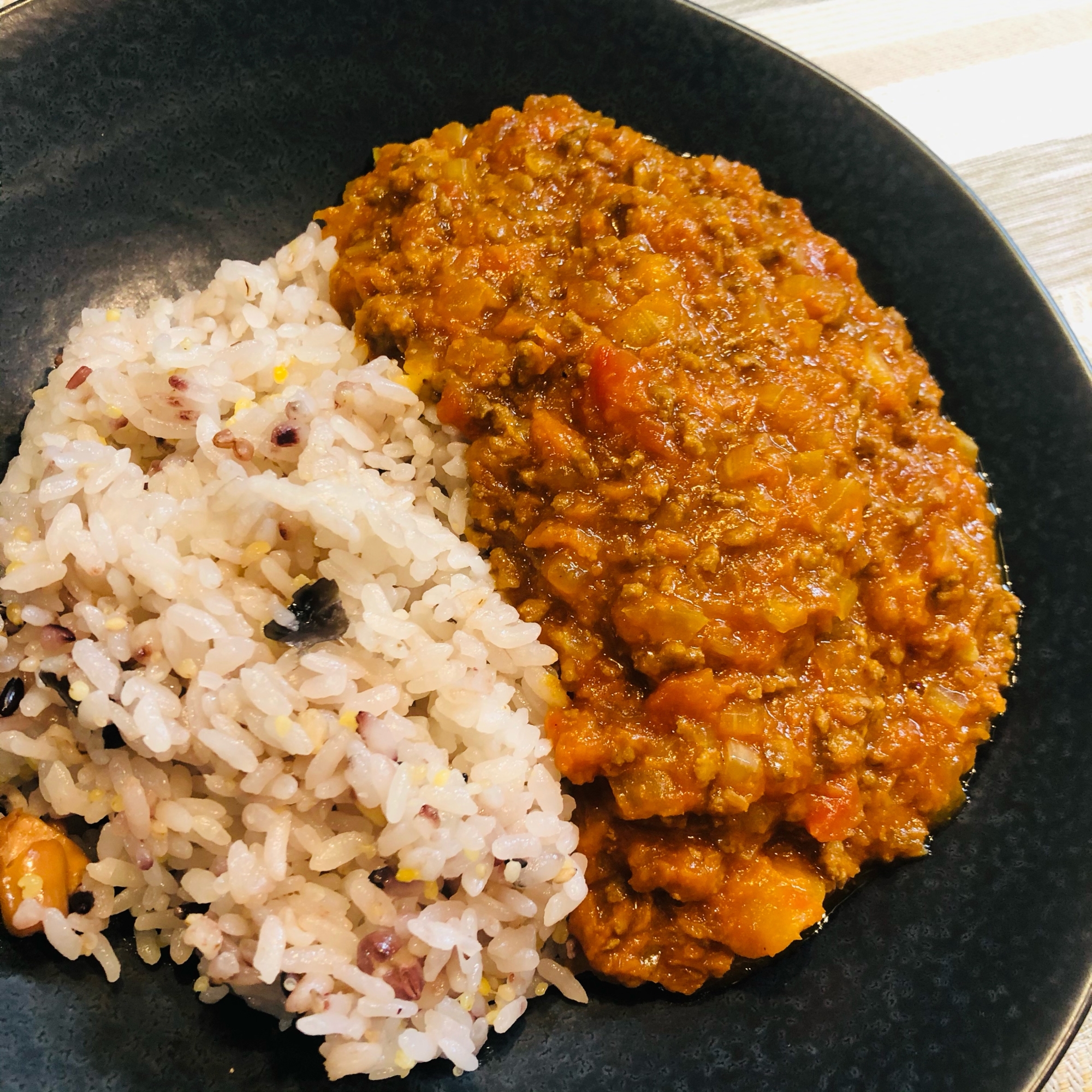 すりおろし人参のスパイスキーマカレー