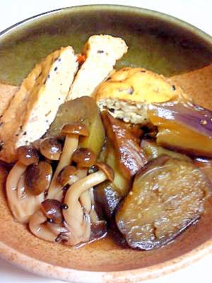麺つゆで。なすとがんもの煮物～しょうが風味