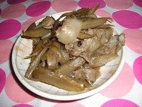 ごぼうと豚バラの照り焼き