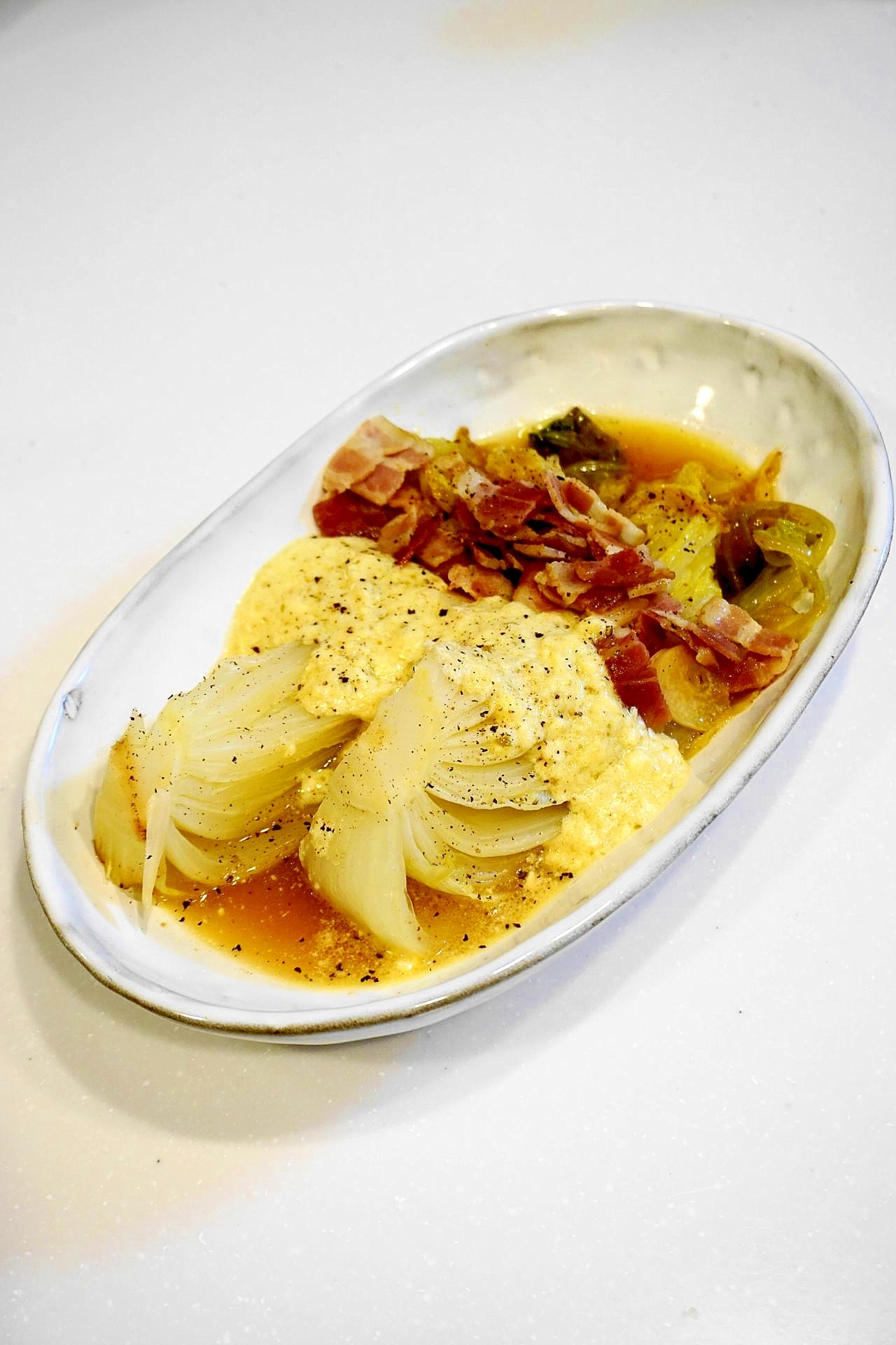 蒸し焼きで益々甘くなる！白菜ステーキ