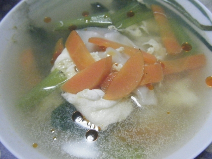 水餃子入り野菜スープ