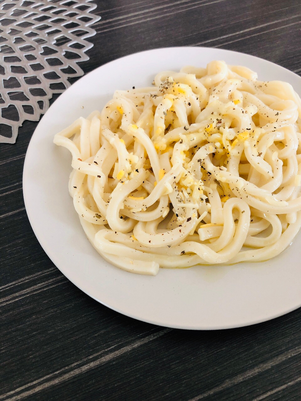 バジルとチーズのイタリアうどん