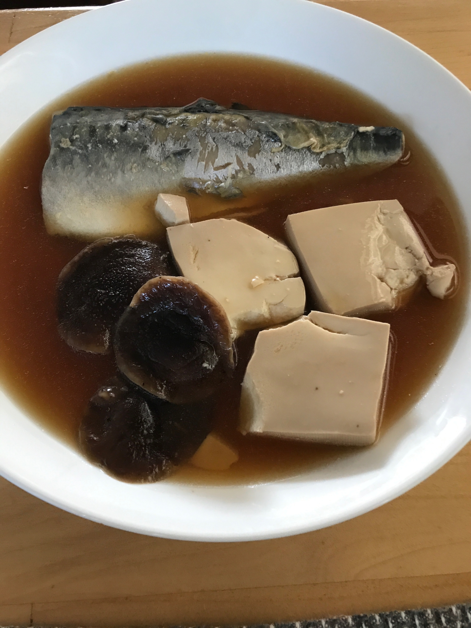 鯖の干し椎茸のスープ煮