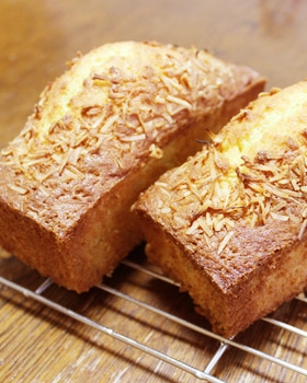 ココ アナナ ココナッツとパインのパウンドケーキ レシピ 作り方 By おだマキ ショコラスキー 楽天レシピ