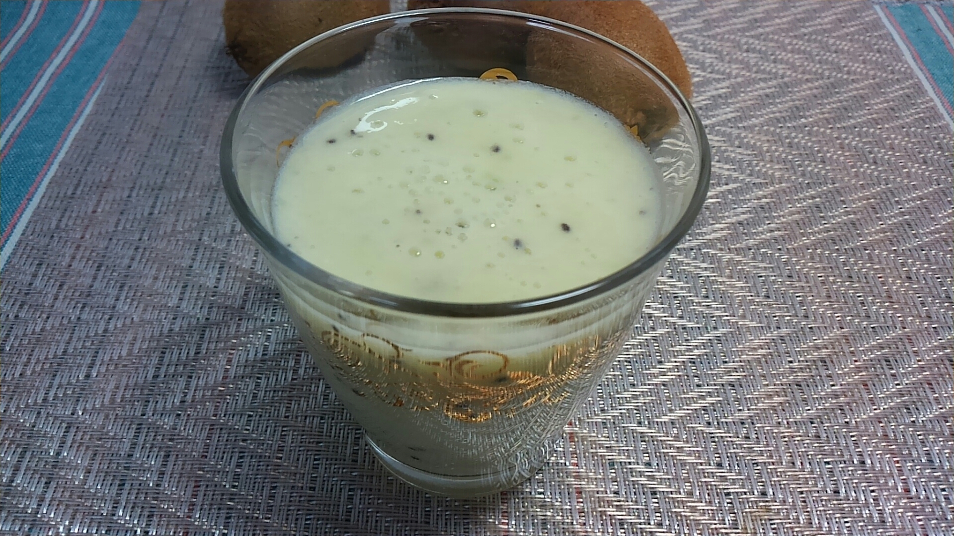 バナナとキウイとヨーグルトときな粉のスムージー レシピ 作り方 By ミニー7015 楽天レシピ バナナとキウイとヨーグルトときな粉のスムージー レシピ 作り方 By ミニー7015 楽天レシピ