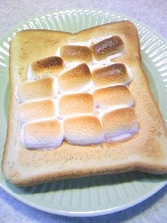 マシュマロきな粉トースト