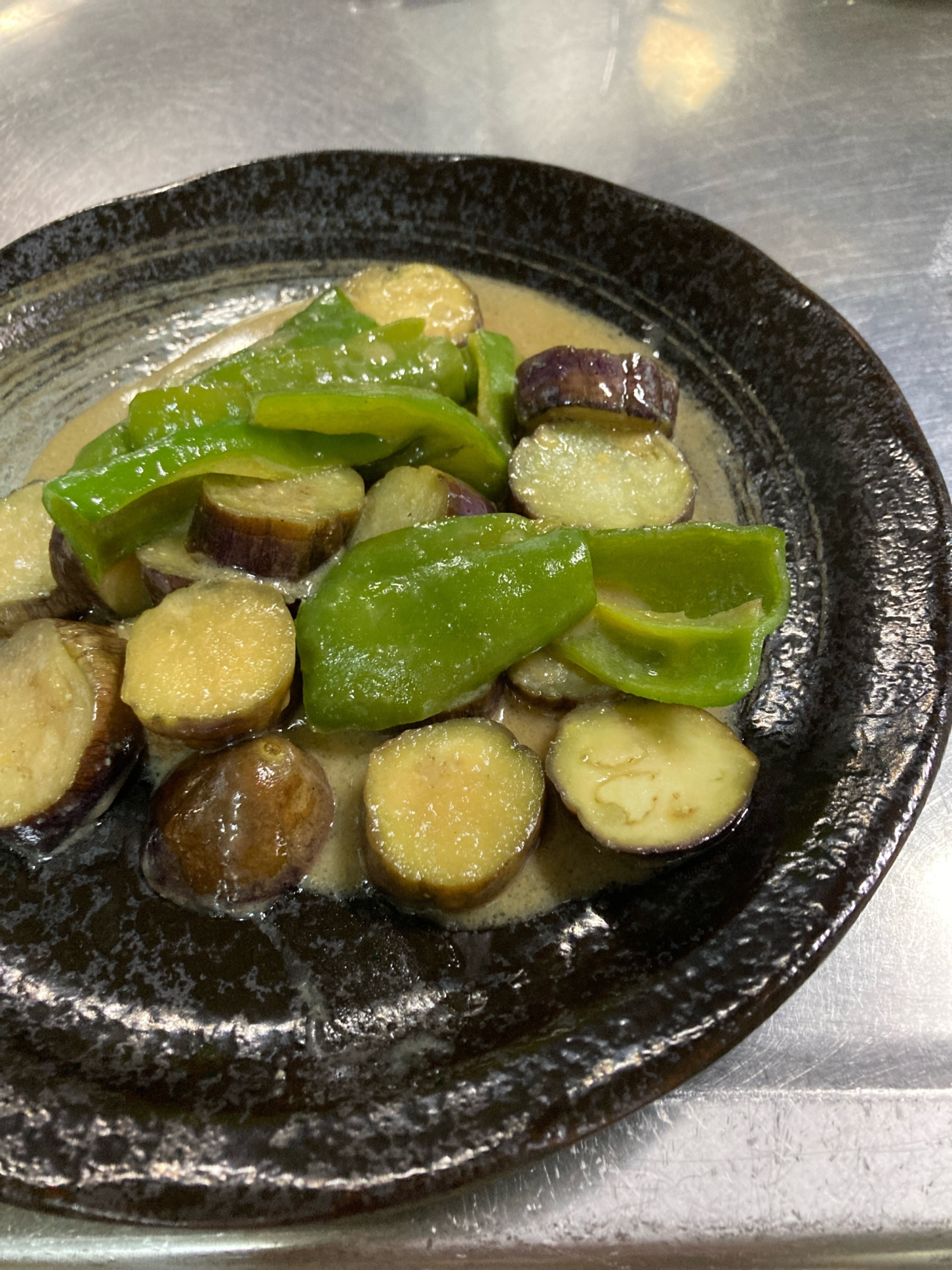 なすとピーマンの味噌炒め