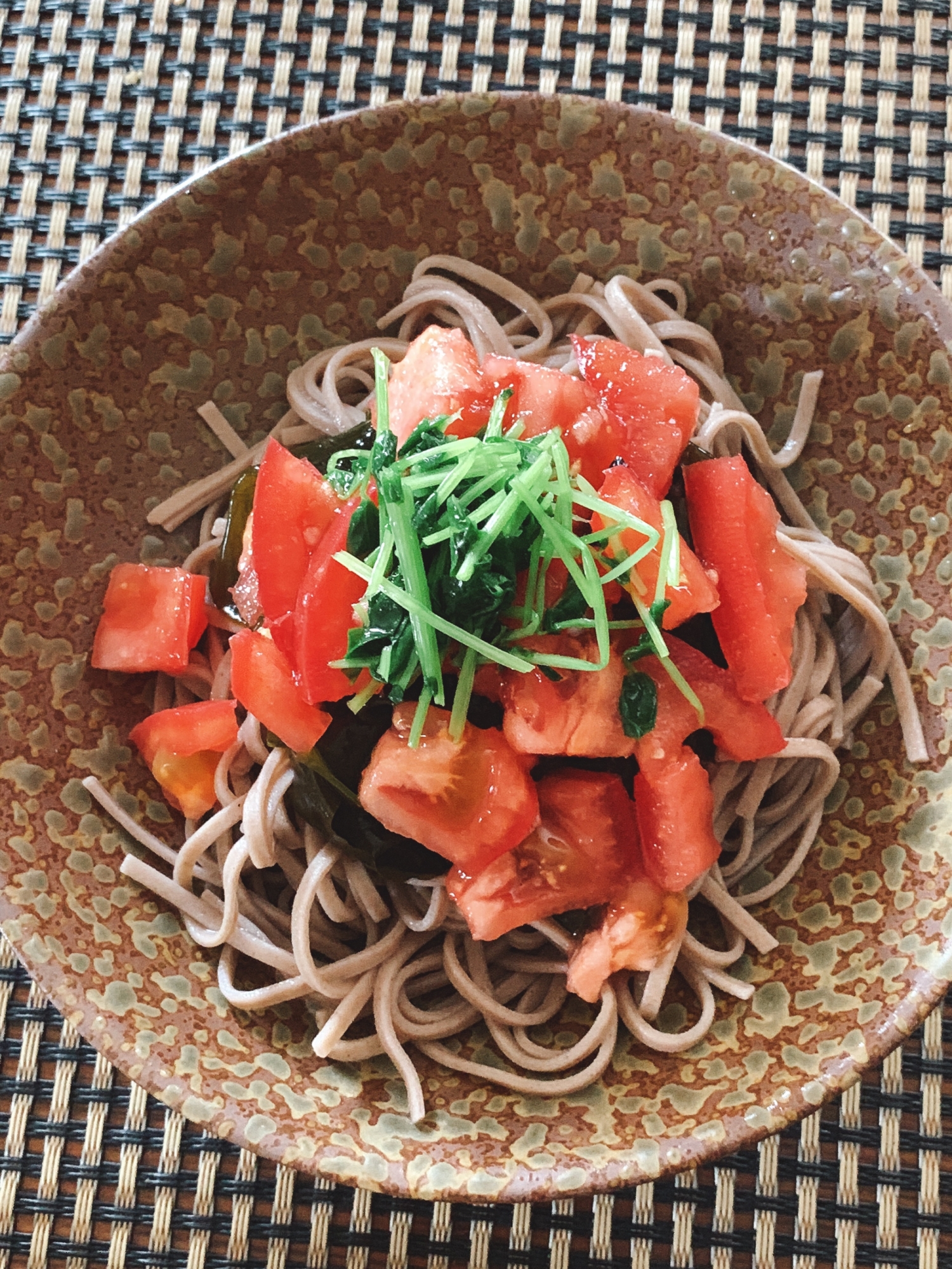 簡単ヘルシー トマトと若芽のぶっかけ蕎麦 レシピ 作り方 By 酔いどれんぬ 楽天レシピ