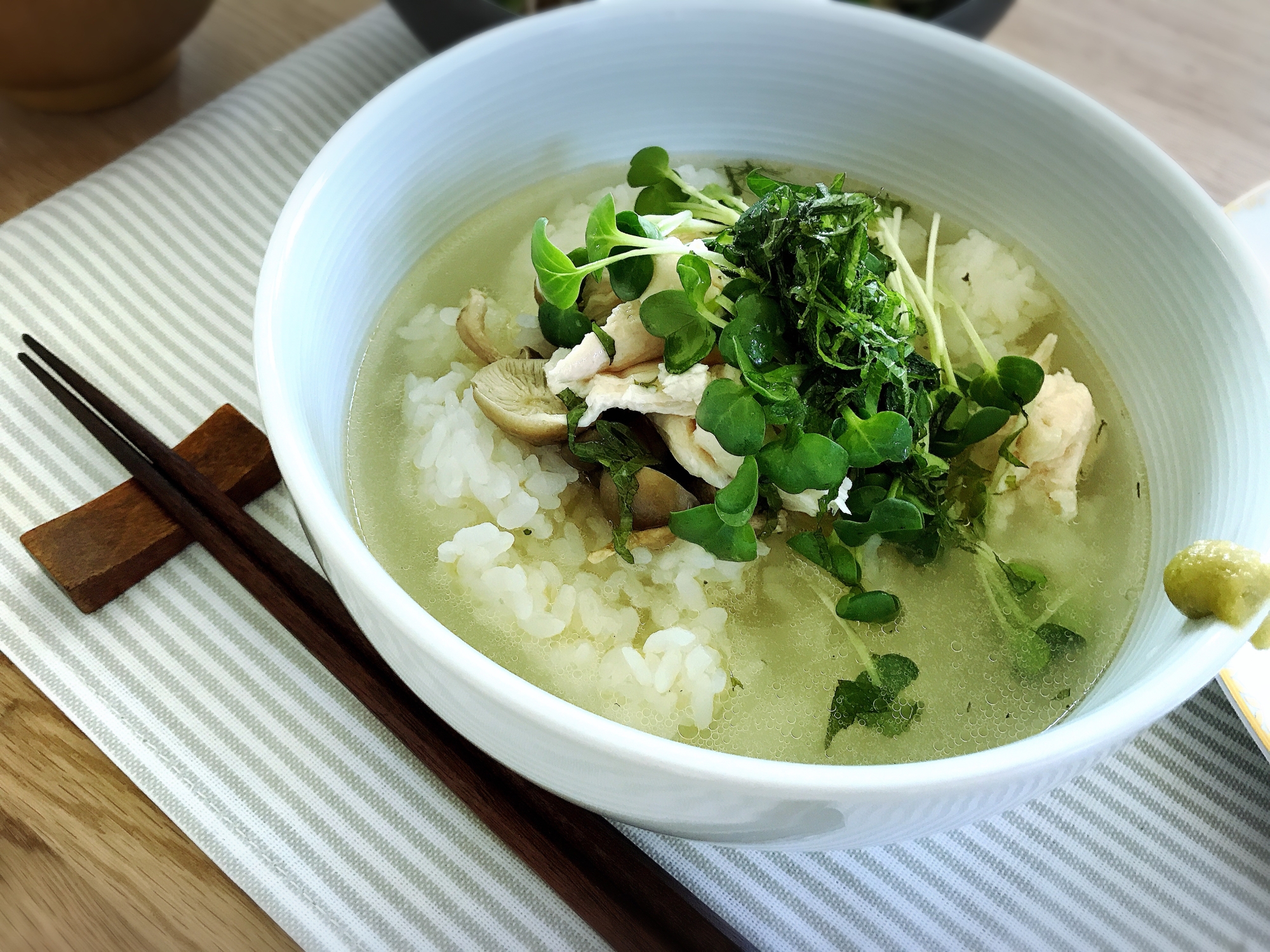 鶏ガラスープで簡単！鶏茶漬け