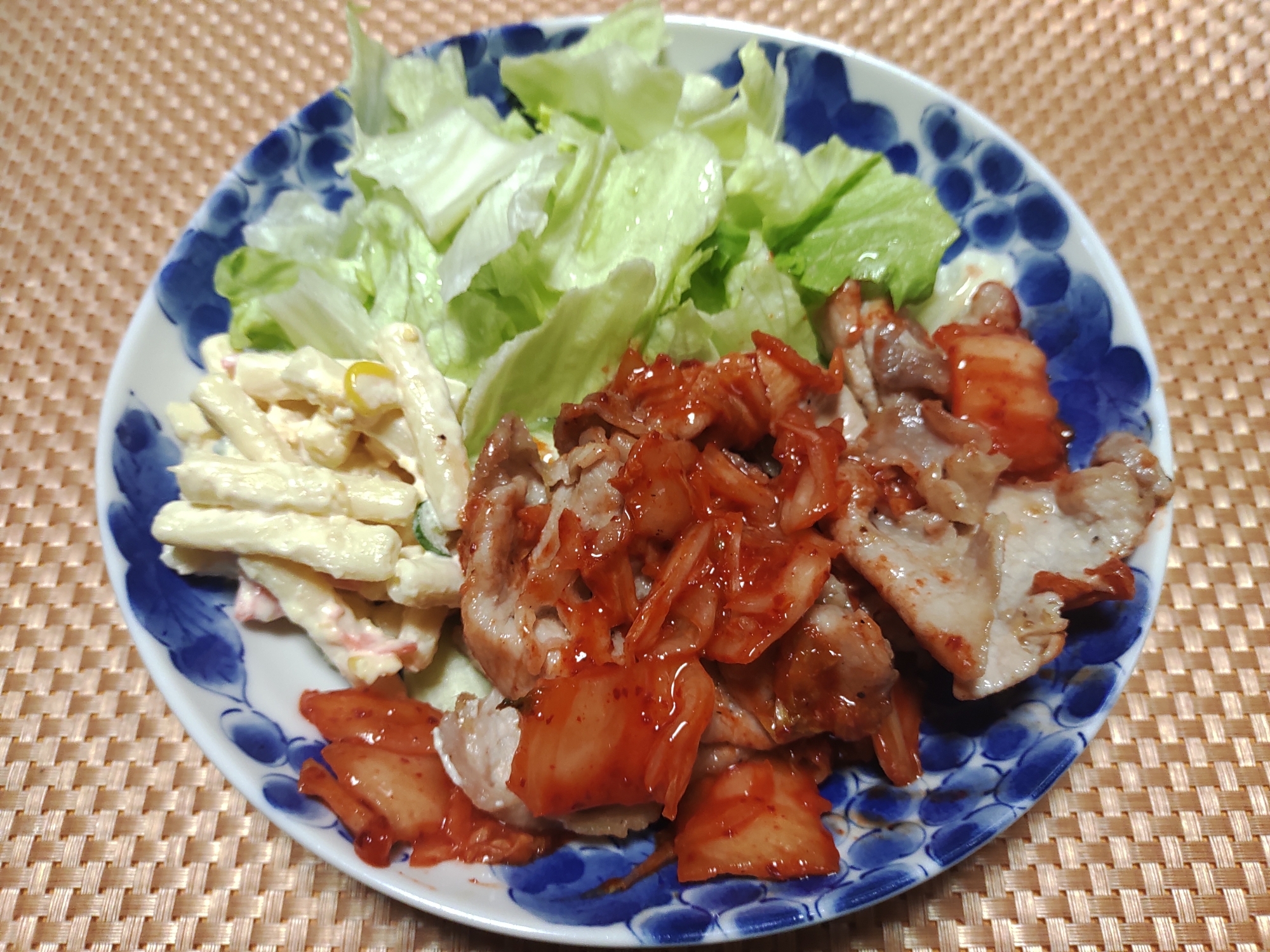 キムチとしょうが焼き炒め