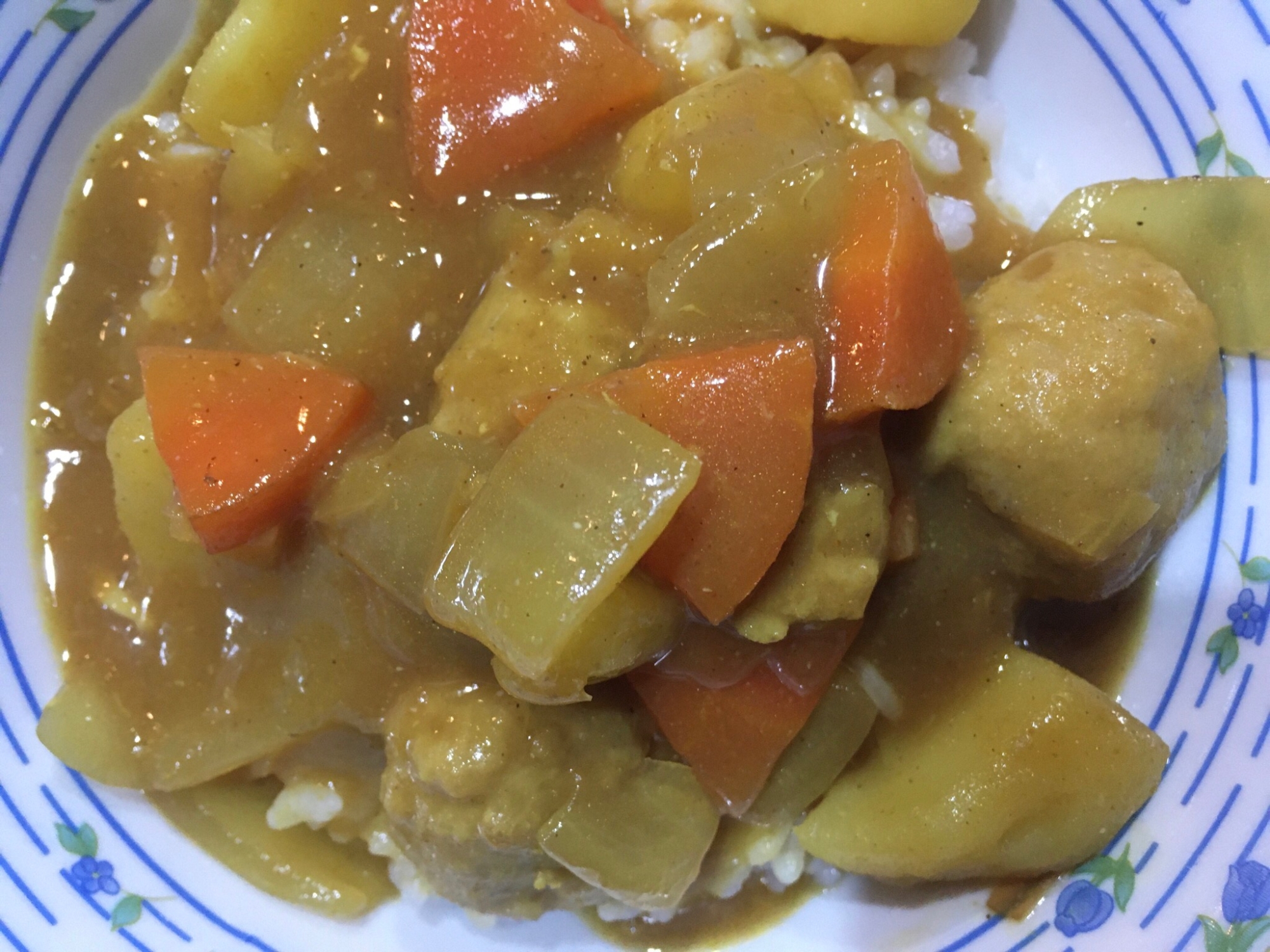 肉団子のパインカレー