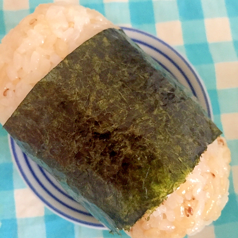 もち麦のマヨ醤油おにぎり☆彡