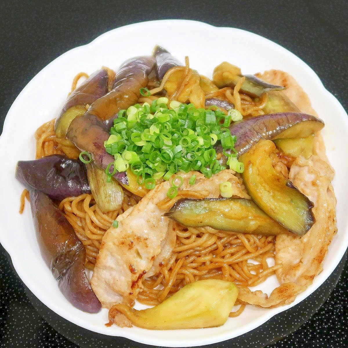 なすと豚バラの焼きそば☆シンプルに