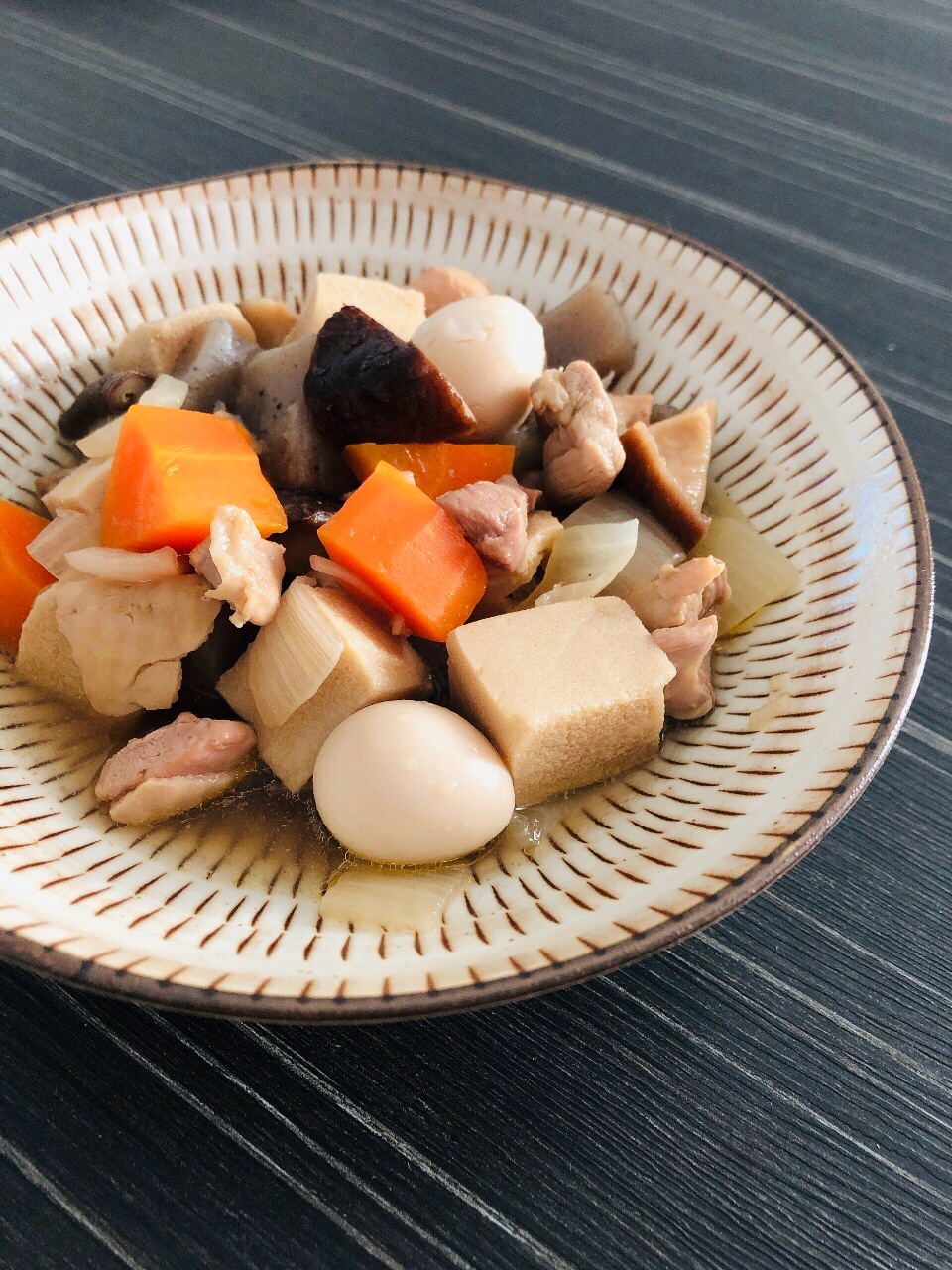 高野豆腐とうずらの卵が美味しい☆鶏の具沢山煮