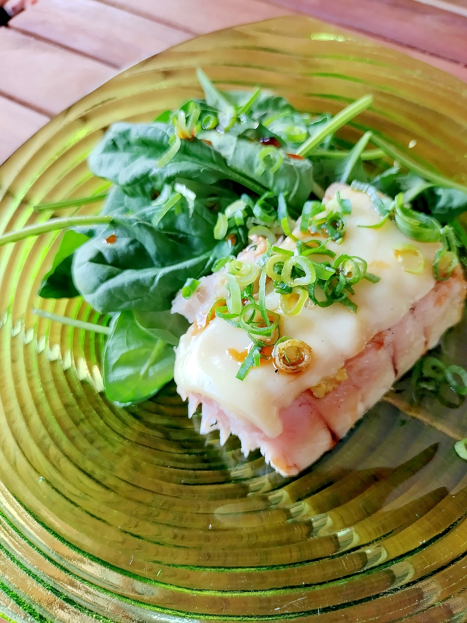 わさびチーズのレアマグロステーキ♩ねぎ醤油風味