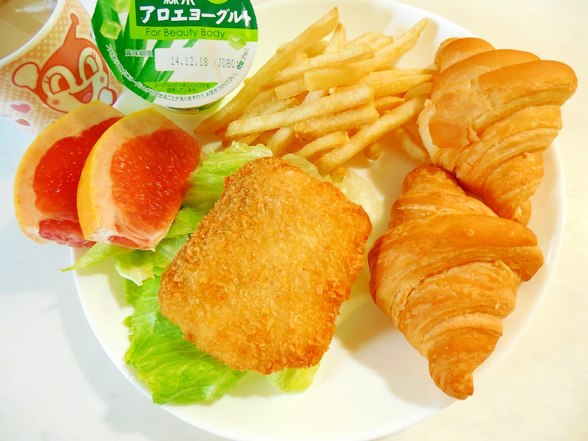 白身魚フライとフライドポテトのワンプレート