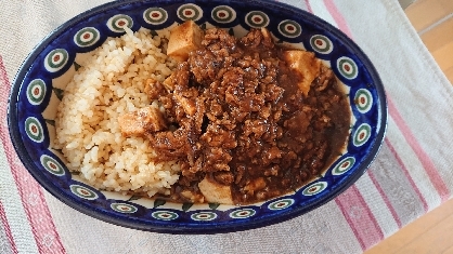 こんにちは(^-^)
本日の昼食にいただきました！
麻婆豆腐大好きです♥️
とっても美味しかったです♪