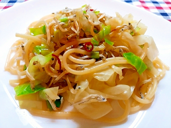 キャベツとじゃこの和風パスタ