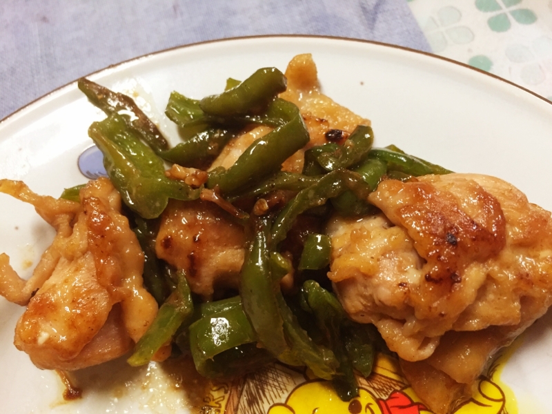 鶏ムネ肉とピーマンのマヨ醤油炒め