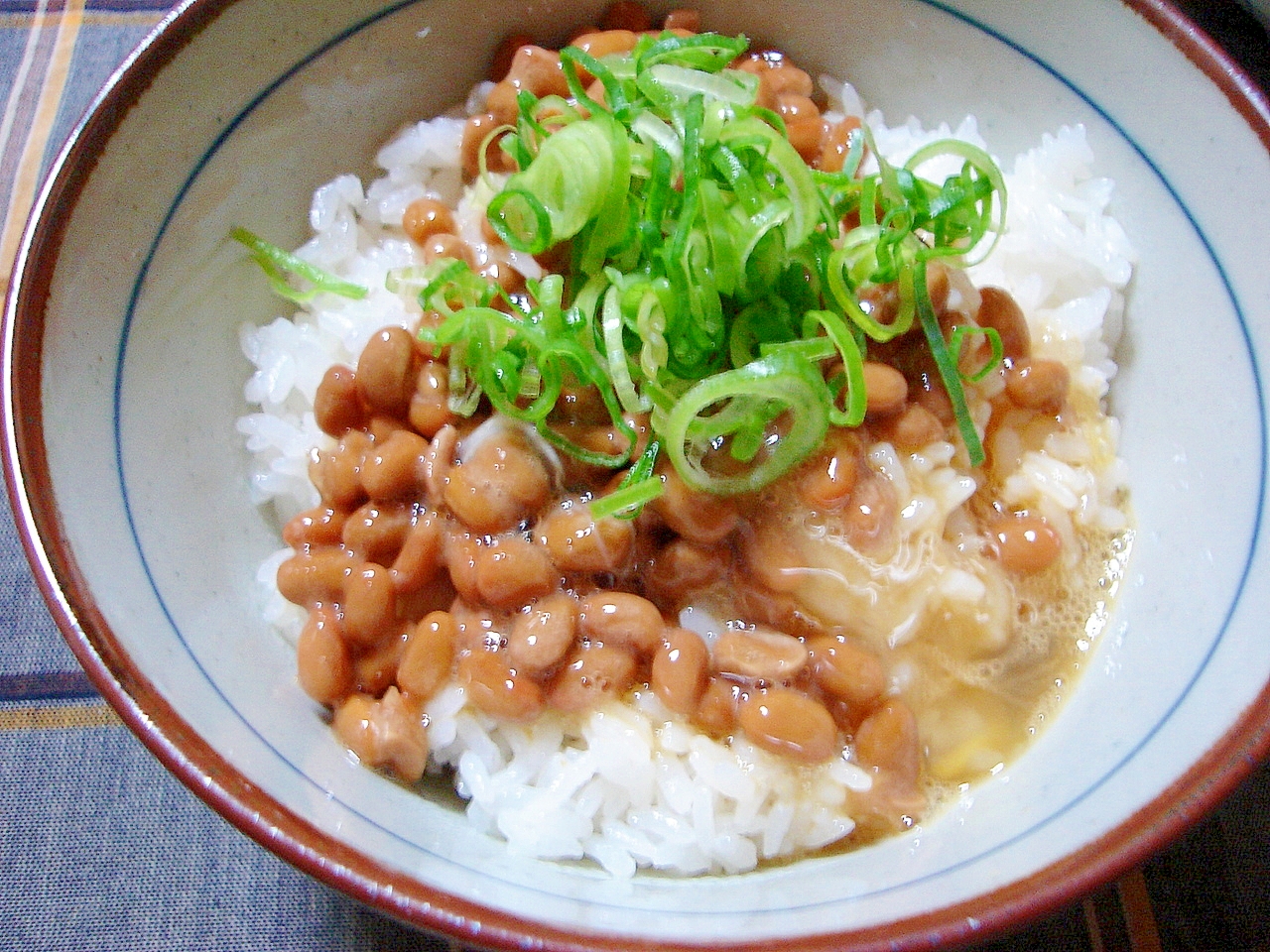 ごま油香る納豆ご飯 レシピ 作り方 By 四月のヒーロー 楽天レシピ