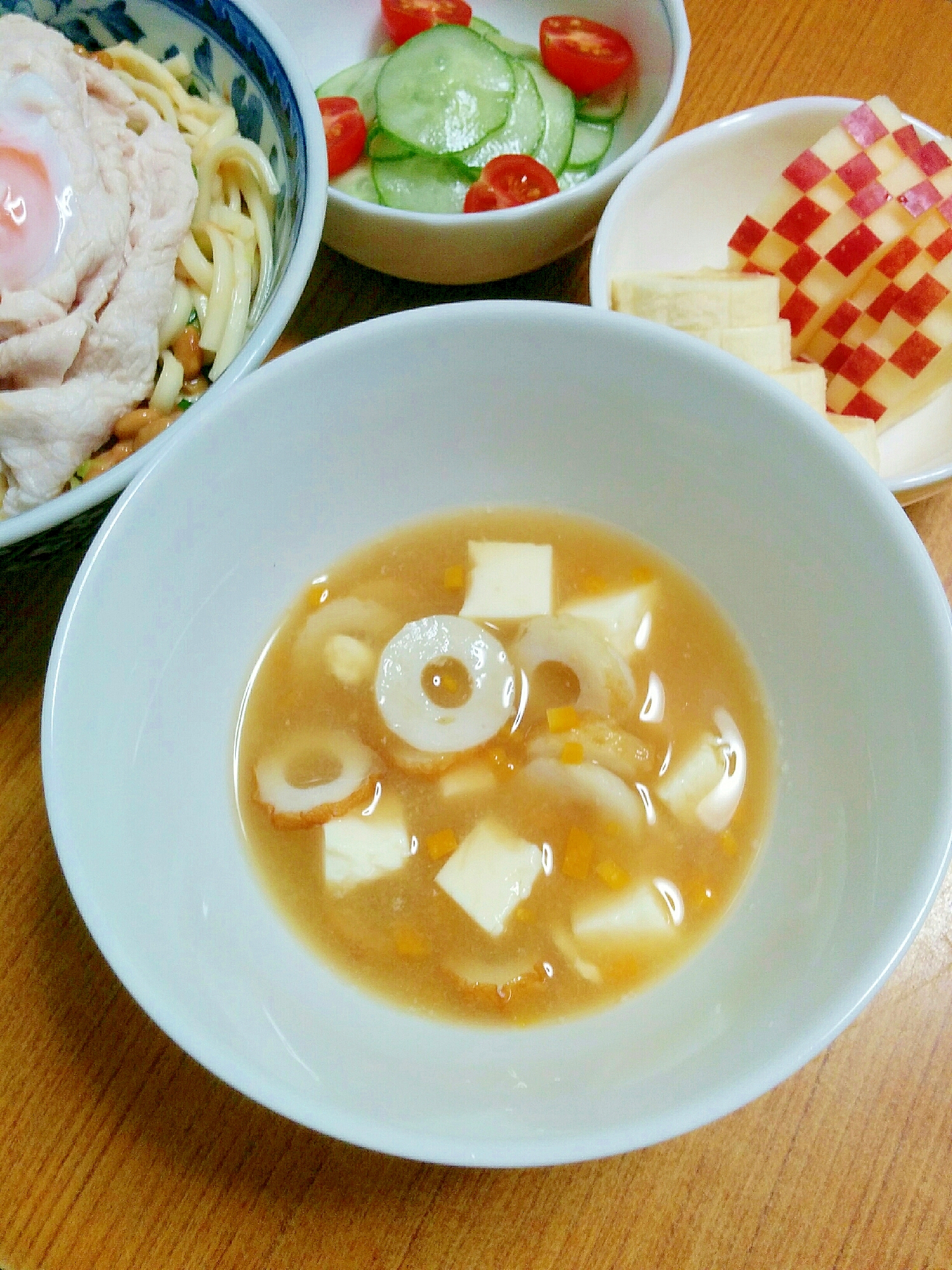旨味♡ちくわ＆豆腐の味噌汁
