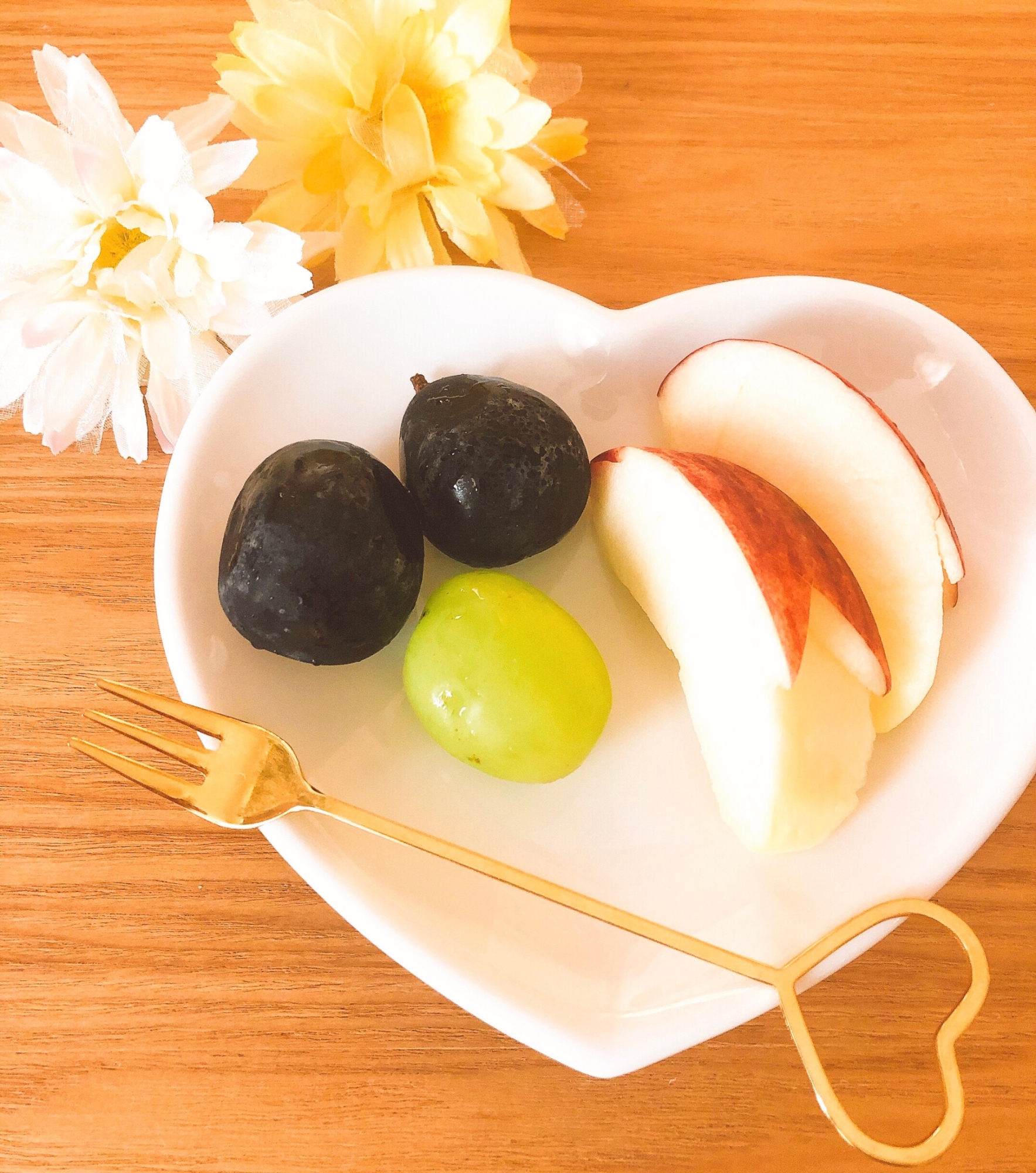 朝食ꕤ季節のフルーツ盛り✧˖°