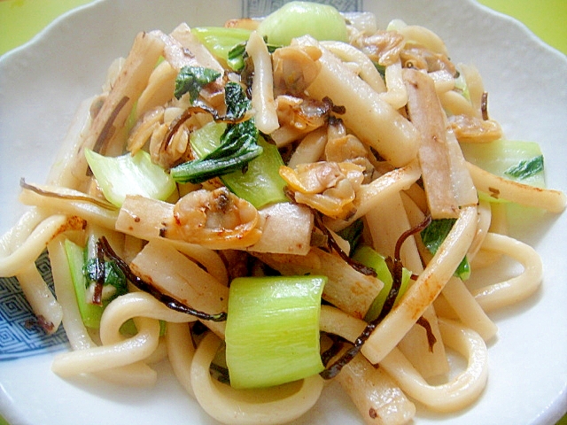 チンゲン菜と長芋あさりの焼きうどん