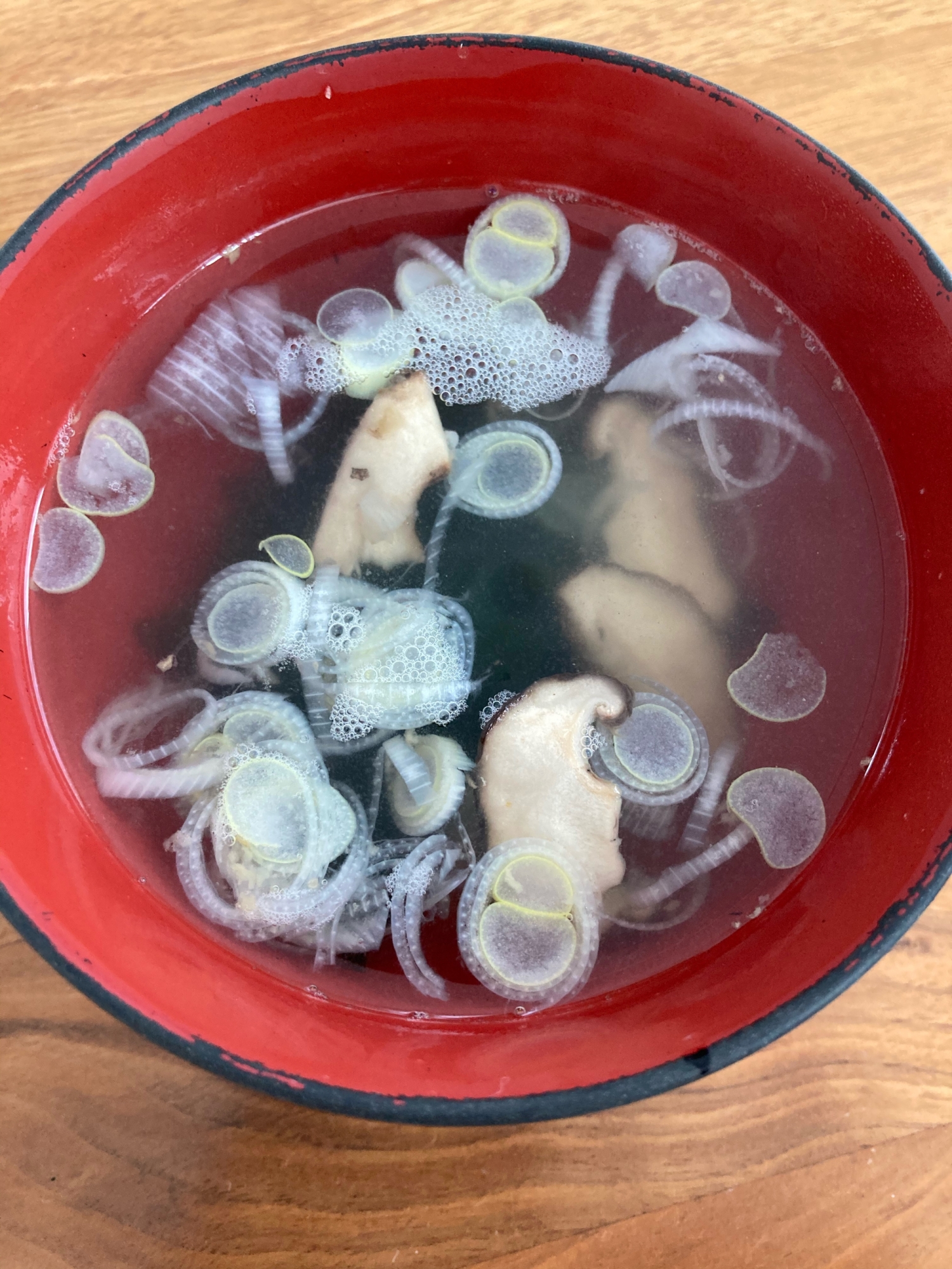 椎茸とわかめの和風スープ