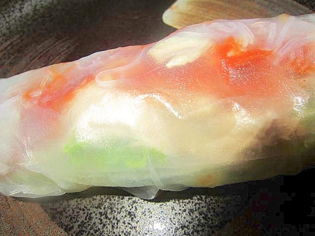 鶏レタス生春巻き