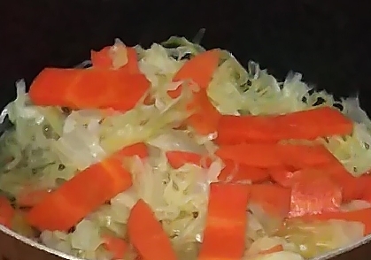 千切りキャベツの野菜炒め