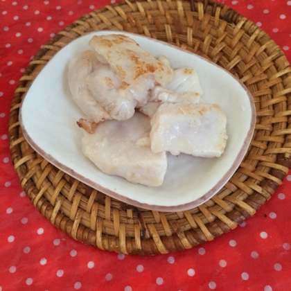 美味しい〜♡食べるときに黒胡椒多めでいただきました(^з^)-☆
ご馳走様でした☆