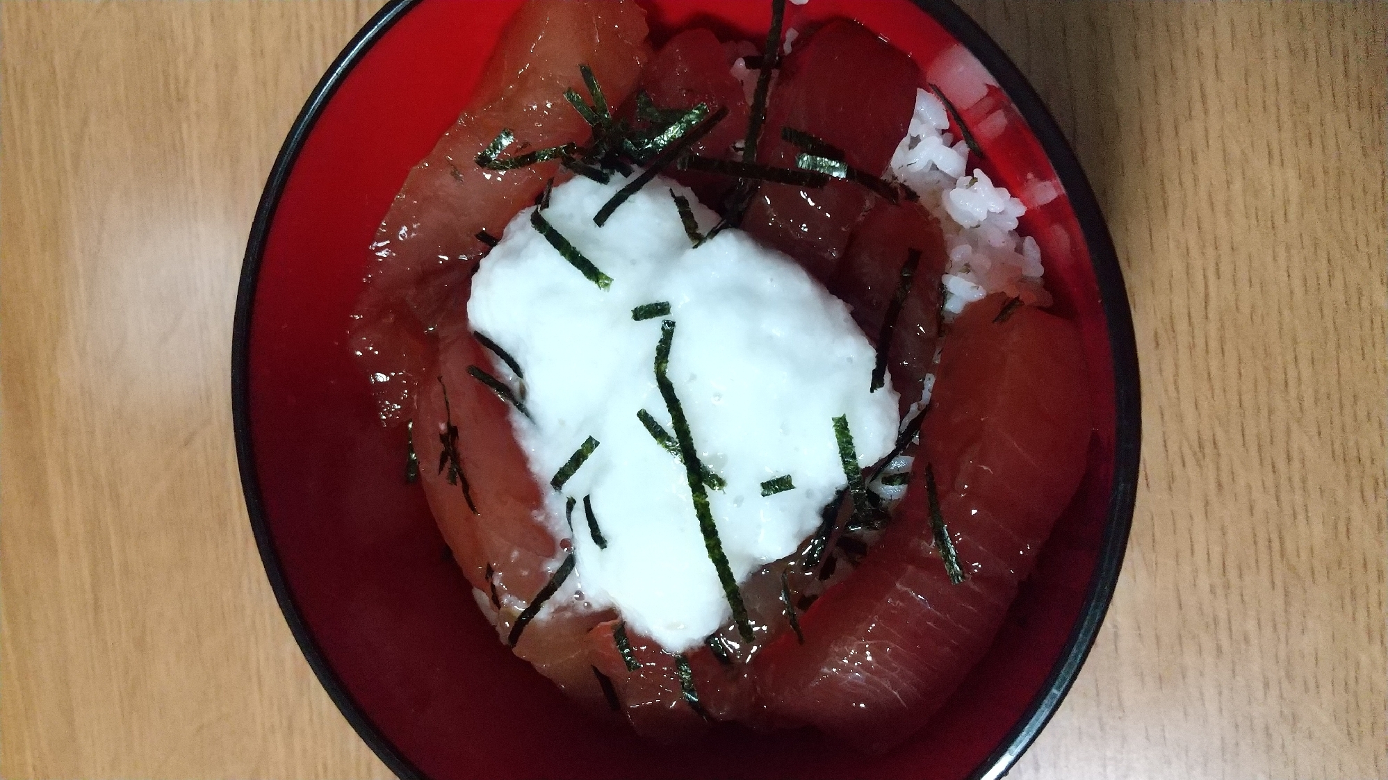 まぐろやまかけ丼