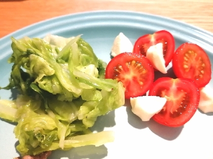 春キャベツとトマトの簡単サラダ