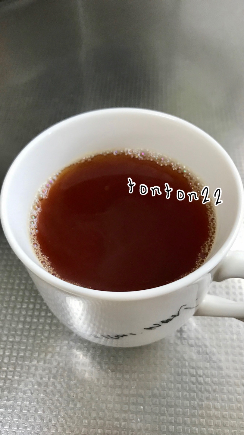 熱々で飲むマーマレード入りルイボスティー☆