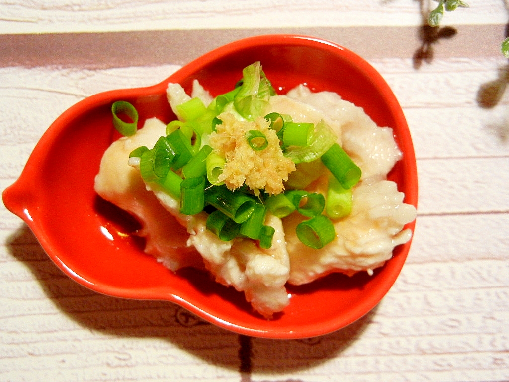 鶏むね肉とラー油で簡単よだれ鶏風