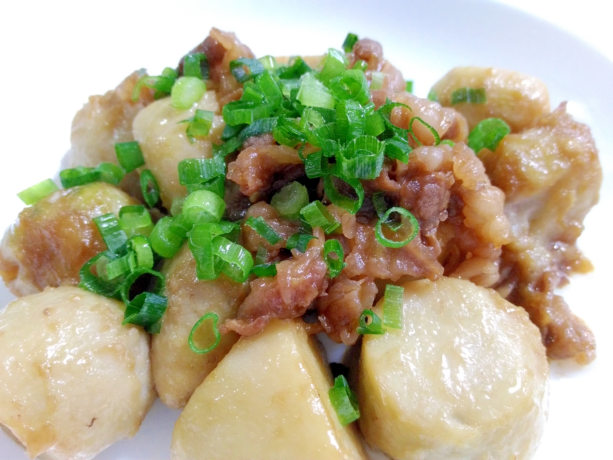 ボリュームおかず☆牛肉と里芋の甘辛炒め